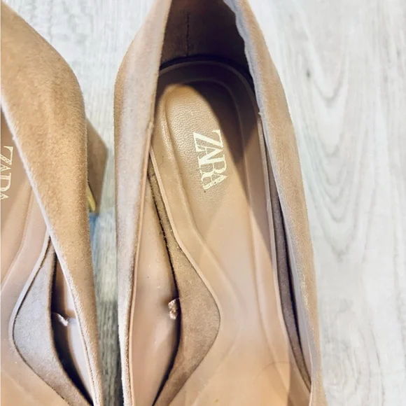 Zara Gold Block Heel High Heel Pumps Size 36 - Picture 3 of 6